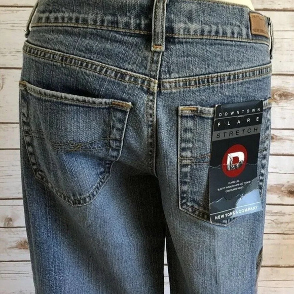 NEW YORK CO. Women Dark Wash Cotton Denim Blue Jeans Flared Leg Pants Size 2 NWT - Picture 9 of 12